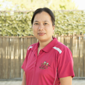 Staff 01